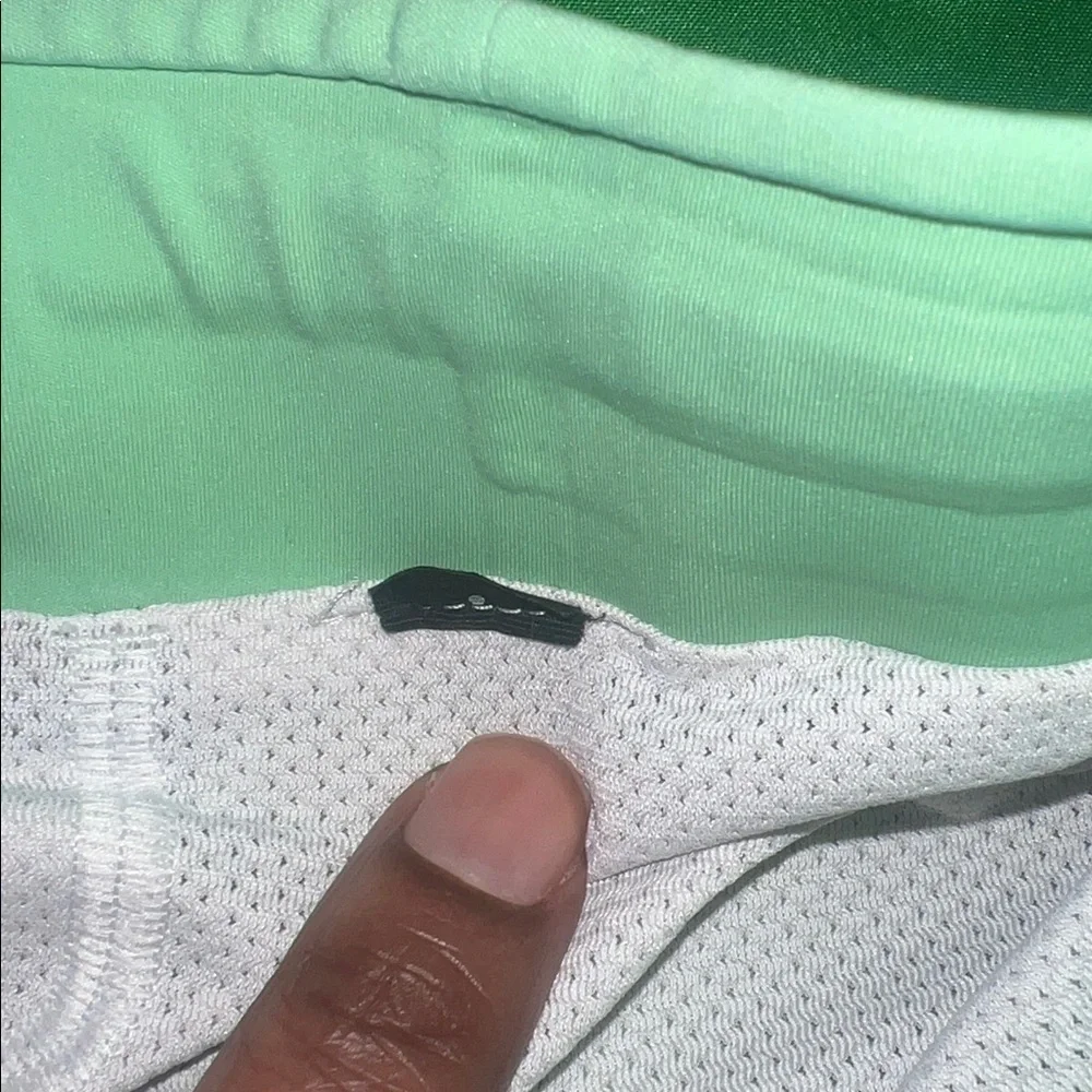 lululemon athletica Neon Green Athletic Sport Shorts size Medium